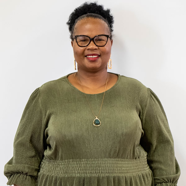 Nelisiwe Mlangeni